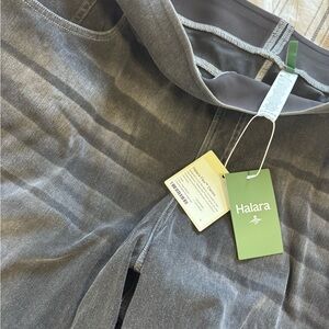 Halara Flex™ High Waisted Crossover Pocket
Washed Casual Plus Size Jeans